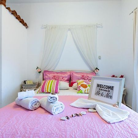 Lions Apartments Poros Town Exterior photo